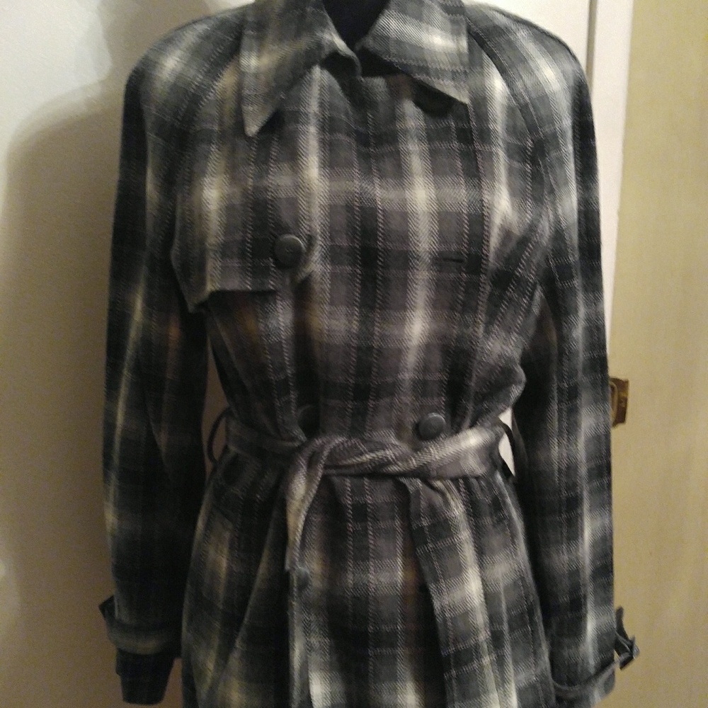 Ladies jacket - Picture 2 of 5